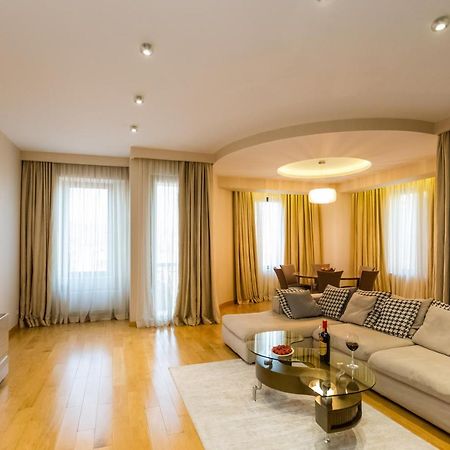 Central Cosy 5Bd-5Bath Apartment Tbiliszi Kültér fotó