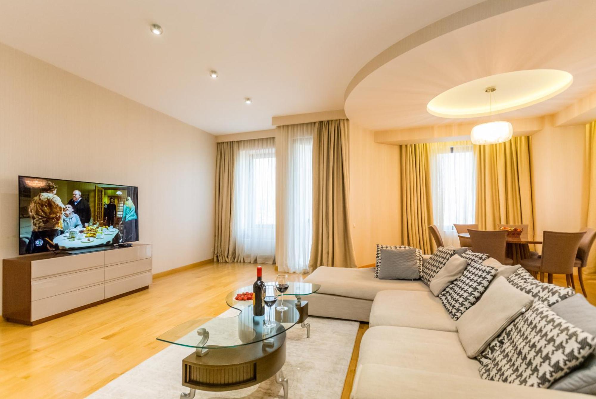 Central Cosy 5Bd-5Bath Apartment Tbiliszi Kültér fotó