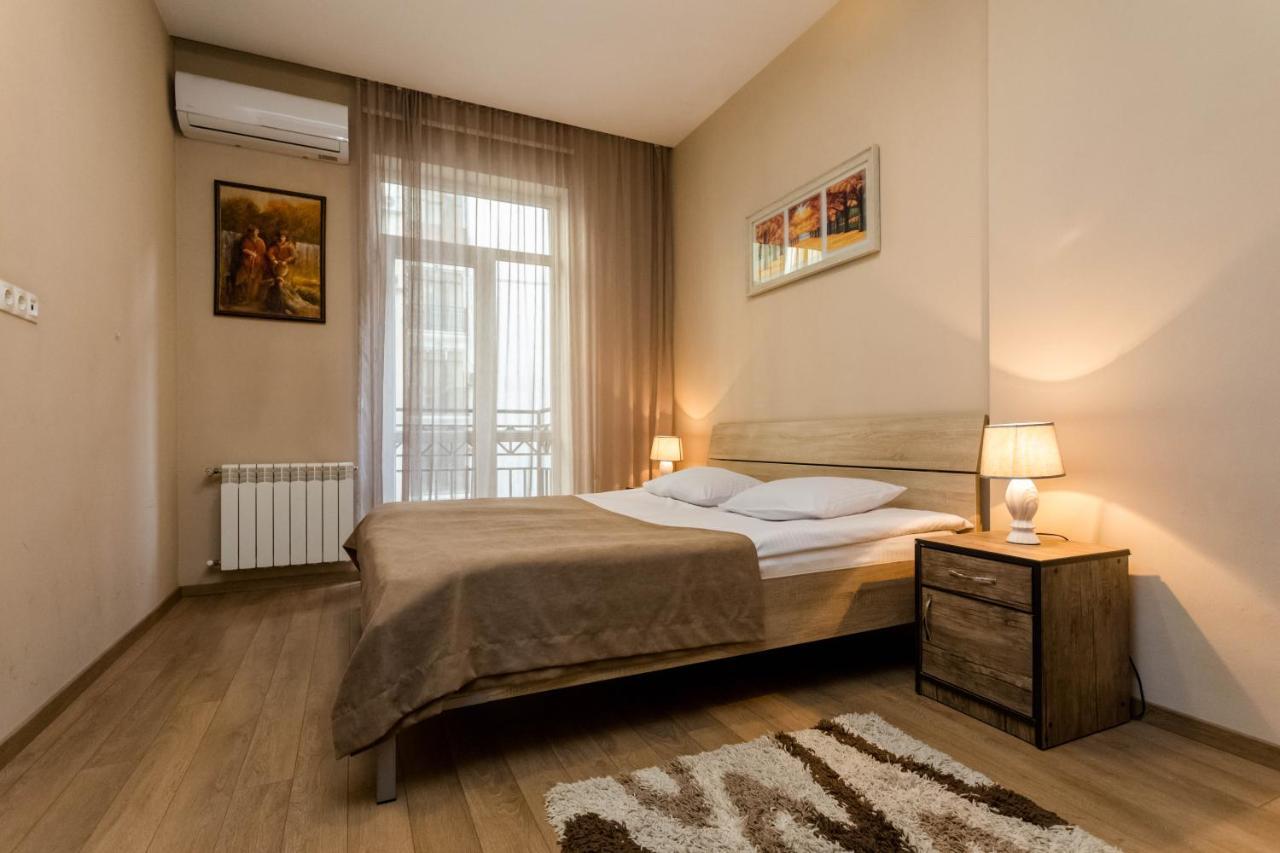 Central Cosy 5Bd-5Bath Apartment Tbiliszi Kültér fotó