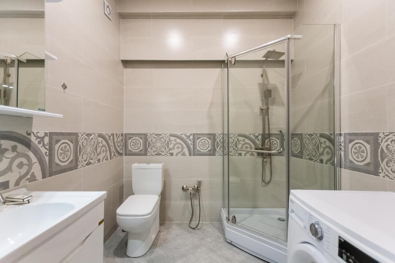 Central Cosy 5Bd-5Bath Apartment Tbiliszi Kültér fotó